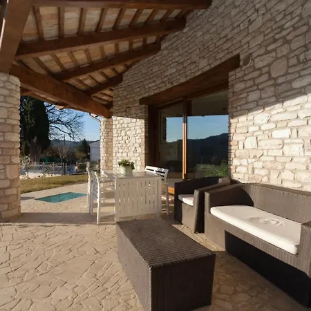 Calbertone Family And Bike Holidays Villa *
