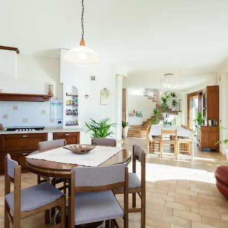 Calbertone Family And Bike Holidays Villa *